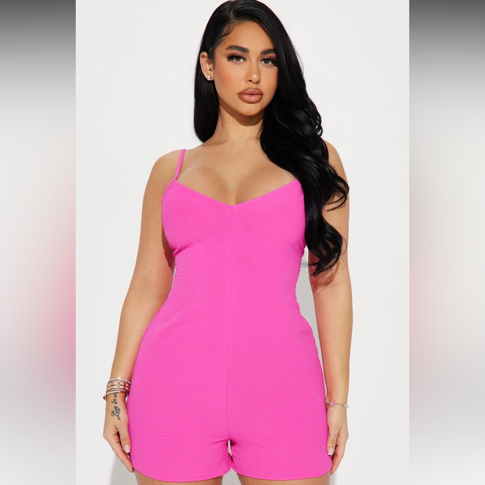 Women’s Cover Up Romper. 🩷☀️